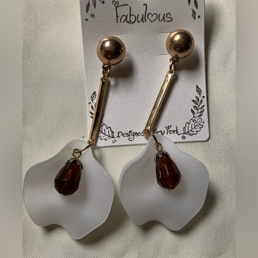 NWT long dangling statement petal flower earrings